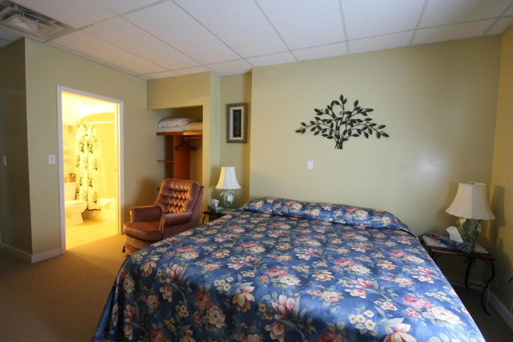 Villa Maria Country Inn Acheson 外观 照片